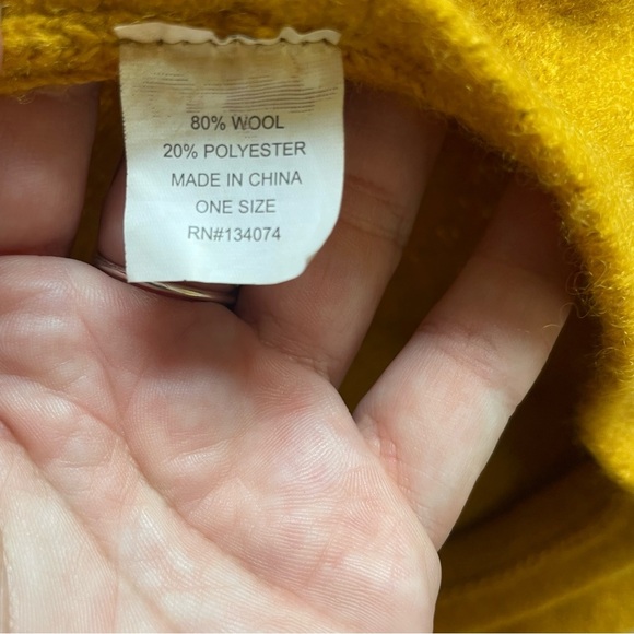 Brontë Flo Sunset Yellow Wool Beret - Picture 3 of 4